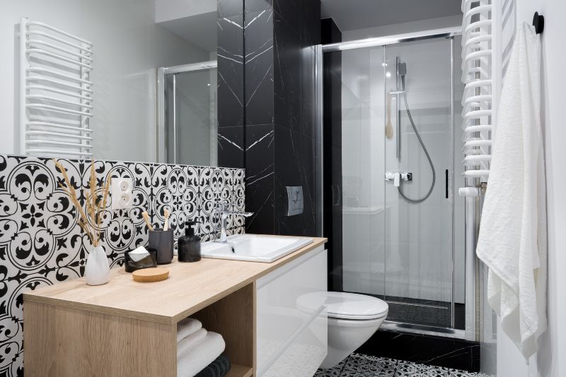 black and wood bathroom design